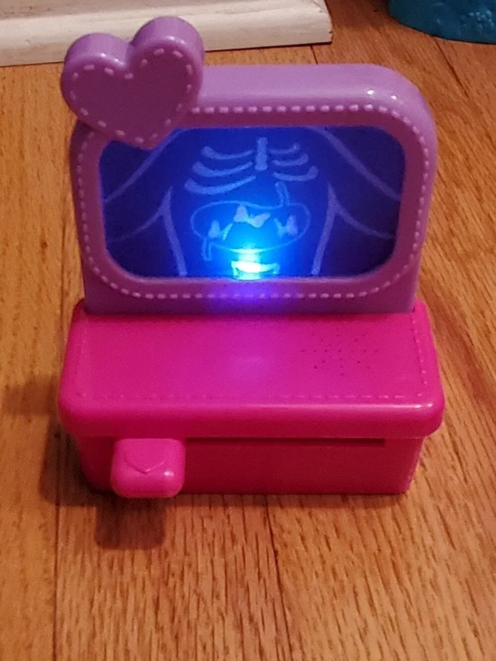 Doc McStuffins Hospital Playset & Many Extras! by Disney Junior  EUC! see photos